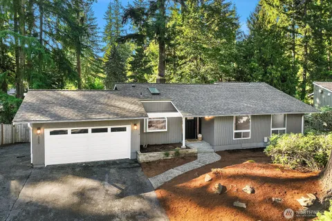 $1,298,000 | 3023 255th Avenue Southeast, Sammamish, WA 98075