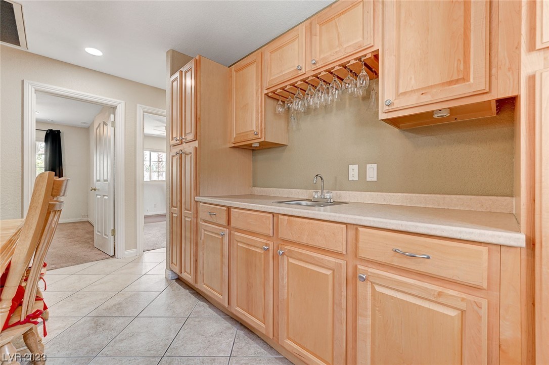 3236 South Lindell Road Las Vegas, NV 89146 - Photo 14 of 35 Gallery Image 14