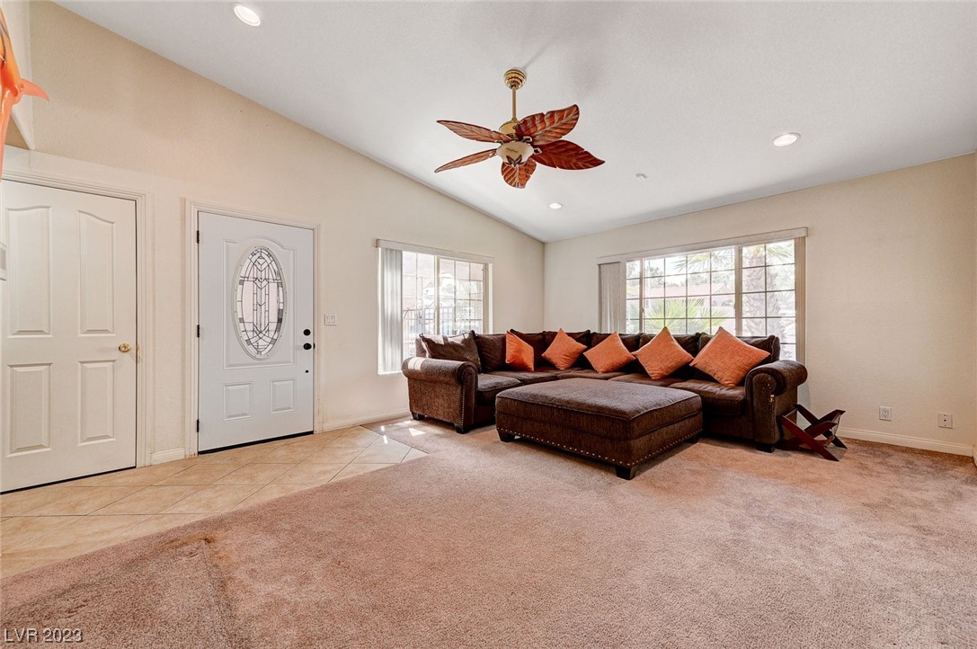 3236 South Lindell Road Las Vegas, NV 89146 - Photo 5 of 35 Gallery Image 5