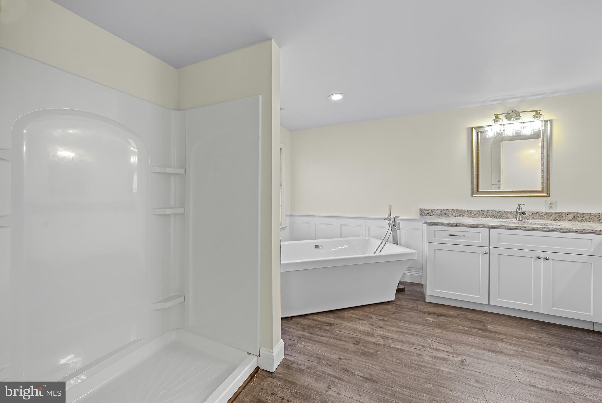 1609 Briggs Chaney Road Silver Spring, MD 20905 - Photo 20 of 43 Primary bath