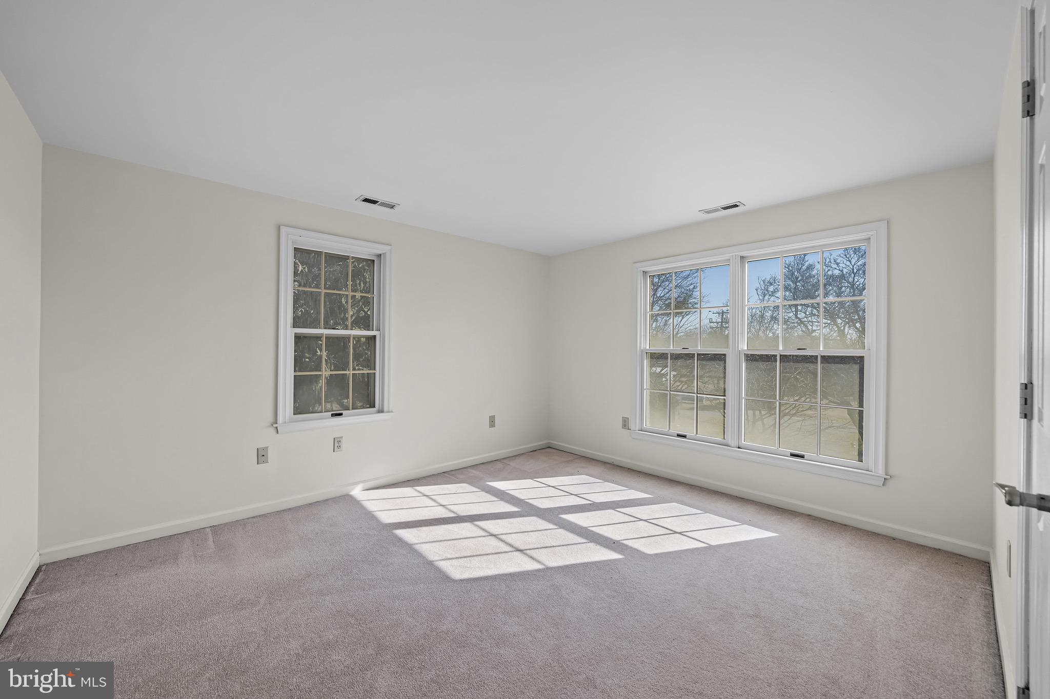 1609 Briggs Chaney Road Silver Spring, MD 20905 - Photo 33 of 43