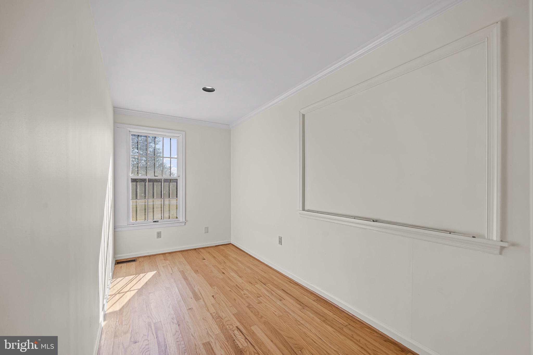 1609 Briggs Chaney Road Silver Spring, MD 20905 - Photo 38 of 43