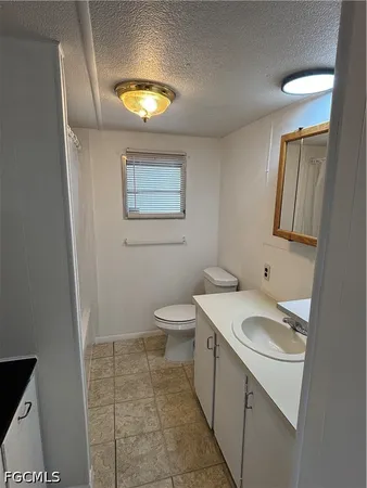 $895 | 121 Coachlight Lane, North Fort Myers, FL 33917
