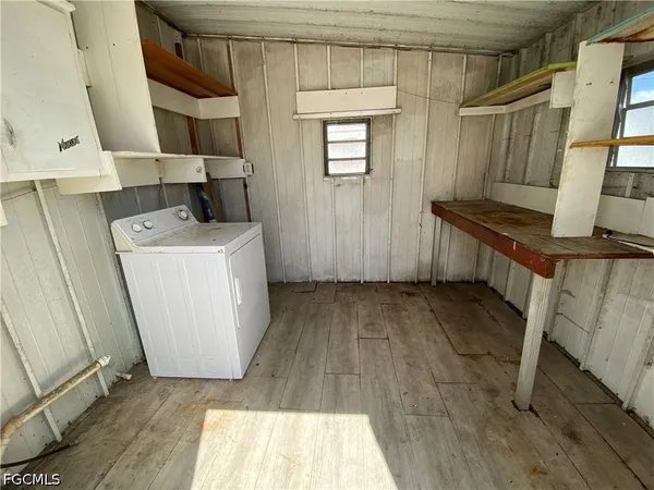 $895 | 121 Coachlight Lane, North Fort Myers, FL 33917