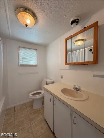 $895 | 121 Coachlight Lane, North Fort Myers, FL 33917