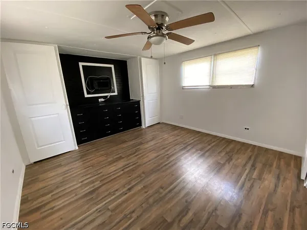 $895 | 121 Coachlight Lane, North Fort Myers, FL 33917