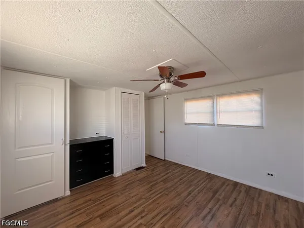 $895 | 121 Coachlight Lane, North Fort Myers, FL 33917