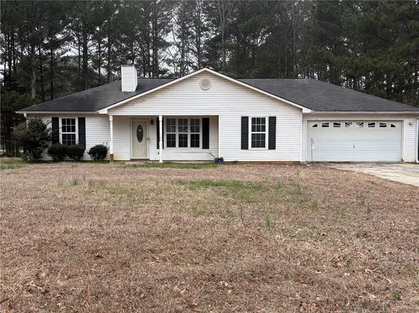 $195,000 | 11 Willow Ridge Drive, Hampton, GA 30228
