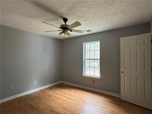 $195,000 | 11 Willow Ridge Drive, Hampton, GA 30228