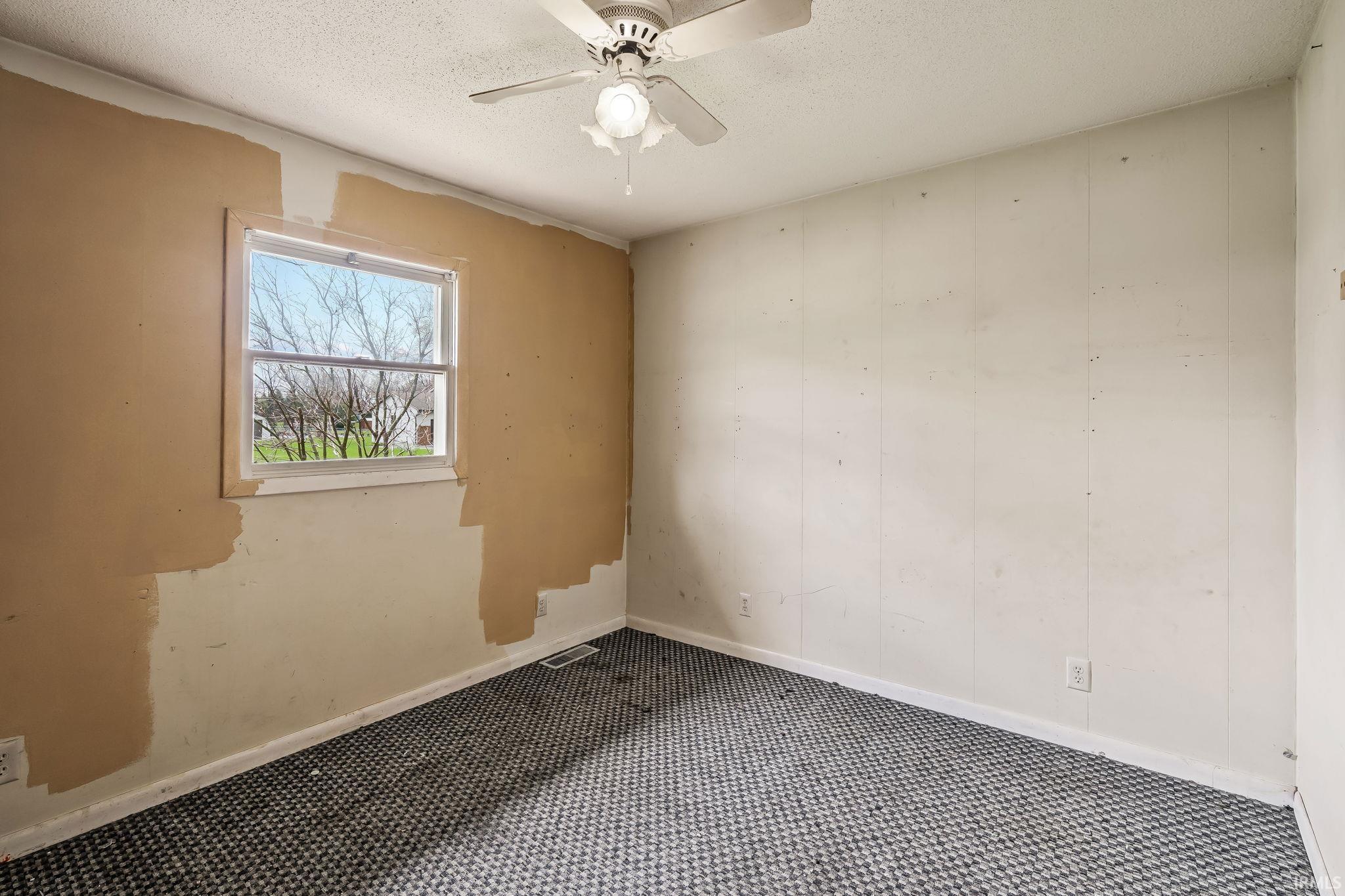 906 West Fortna Drive Rochester, IN 46975 - Photo 18 of 31