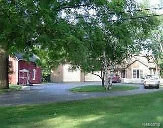 42 North Holcomb Road Clarkston, MI 48346 - Photo 1 of 1 Property Photo