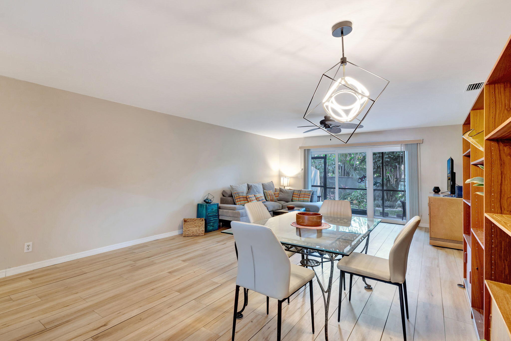 3110 Surf Way, Unit 4 Singer Island, FL 33404 - Photo 17 of 54 Open Concept