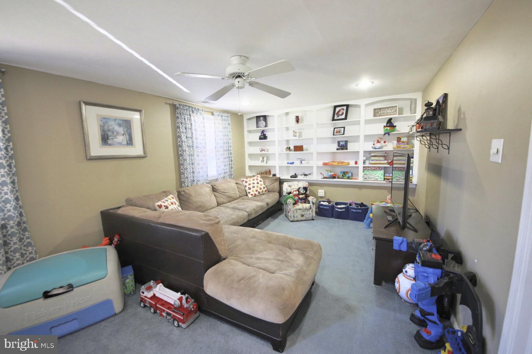 95 Winding Way Road Stratford, NJ 08084 - Photo 9 of 25