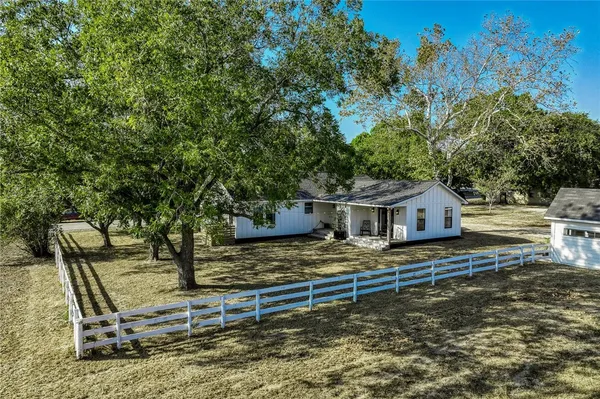 $675,000 | 23200 Fm 1155 Street East, Washington, TX 77880