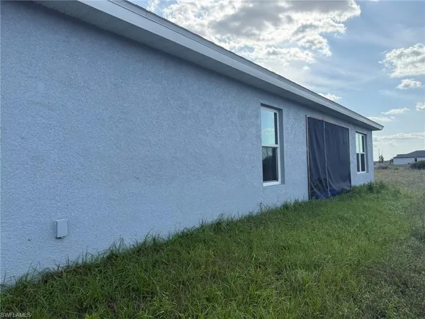 $269,000 | 9026 Justice Circle, LaBelle, FL 33935