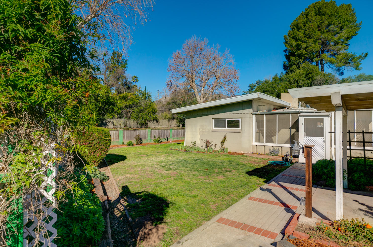 2227 Burnham Road Ojai, CA 93023 - Photo 27 of 34 2227Burnham-27