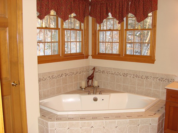 160 Hickory Hill Road North Andover, MA 01845 - Photo 17 of 30 Gallery Image 17