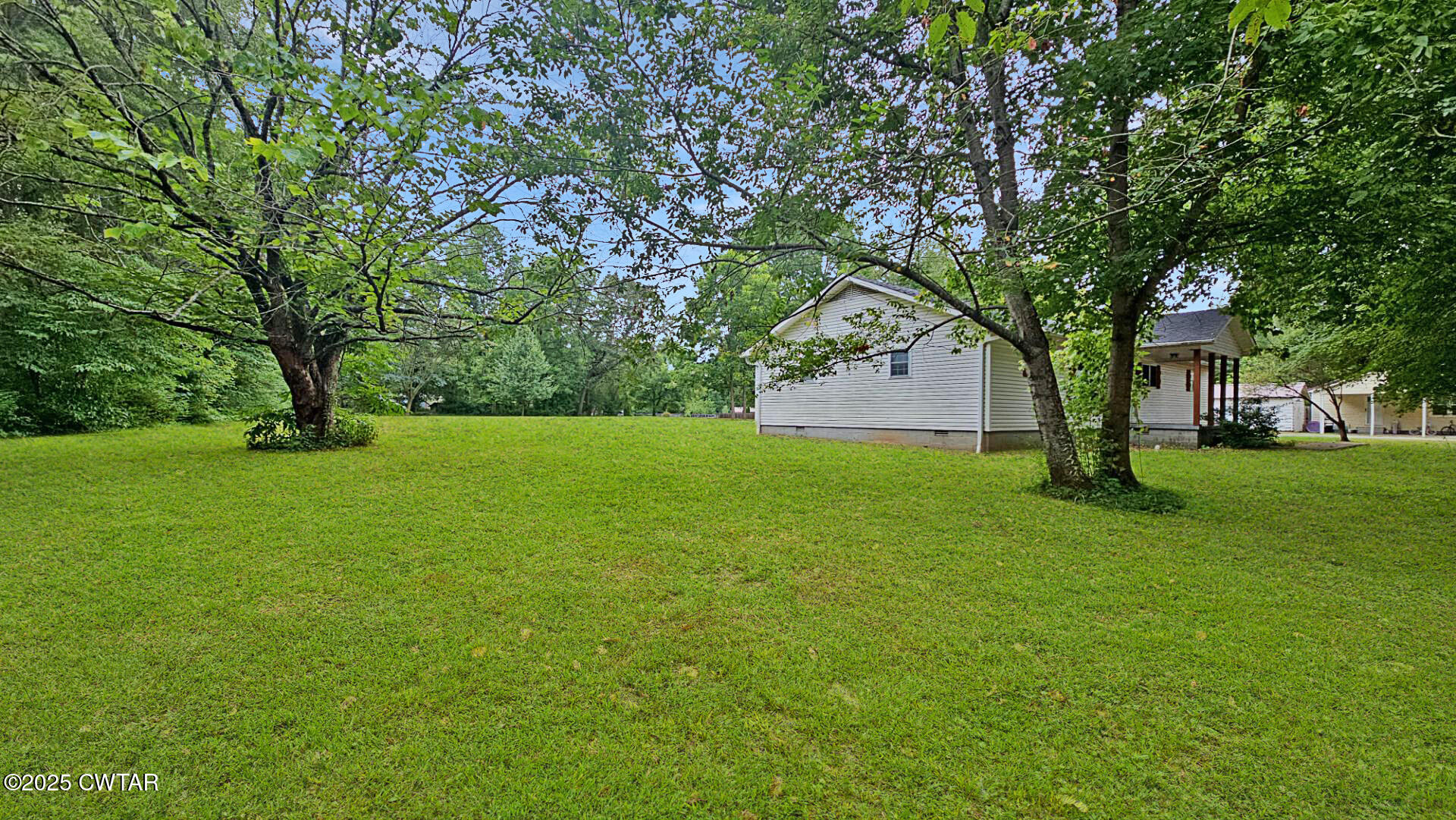 215 Front Street Trezevant, TN 38258 - Photo 17 of 18 22-Aug 04 2025 06_21am-kWcZ
