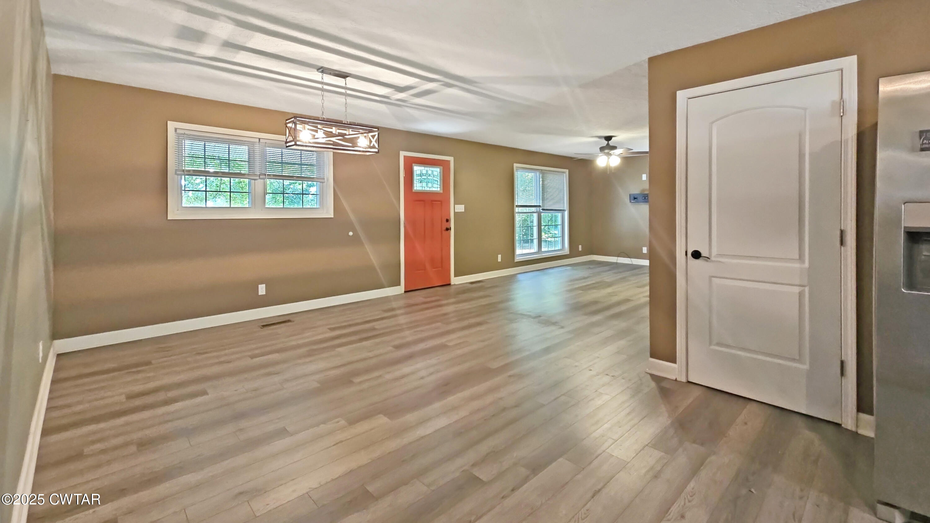 215 Front Street Trezevant, TN 38258 - Photo 9 of 18 5-Aug 27 2025 03_56am-jxaR