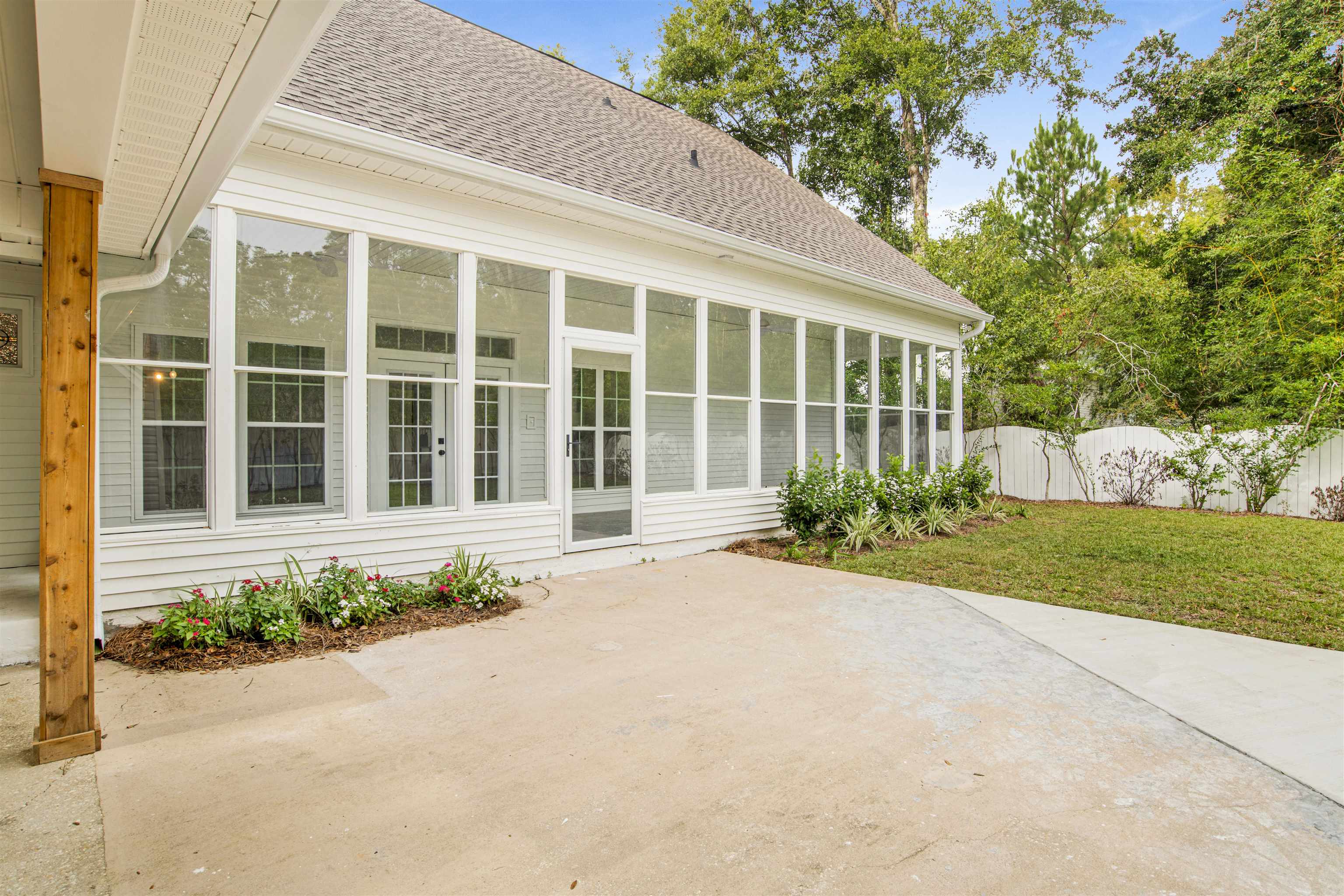 505 Dyson Street Fairhope, AL 36532 - Photo 36 of 50 Back of Structure