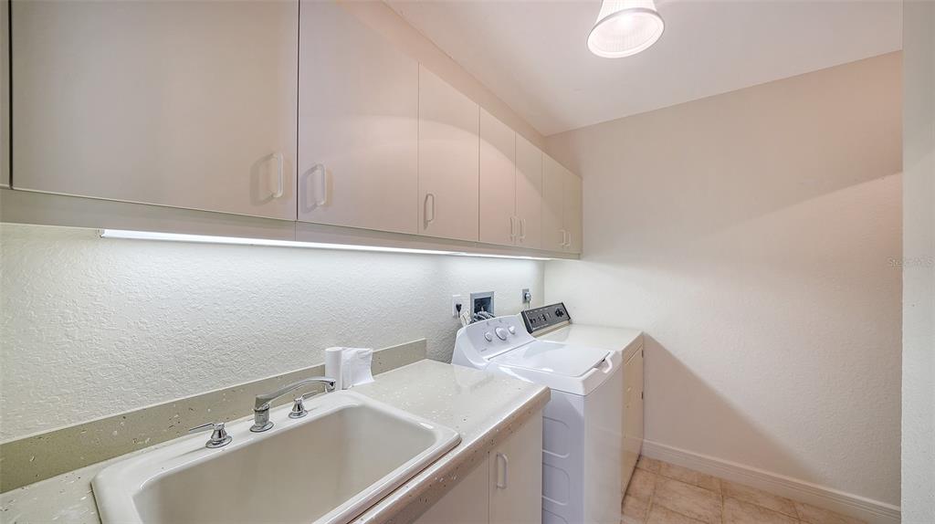 675 Longboat Club Road, Unit 23A Longboat Key, FL 34228 - Photo 46 of 66 Gallery Image 46