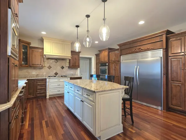 $949,808 | 12432 Tahoe Lane, Mokena, IL 60448