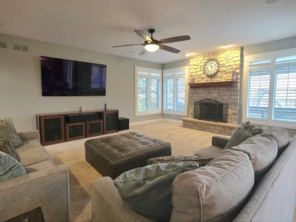 $949,808 | 12432 Tahoe Lane, Mokena, IL 60448