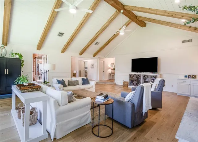 $3,600 | 934 Winona Drive, Mandeville, LA 70471