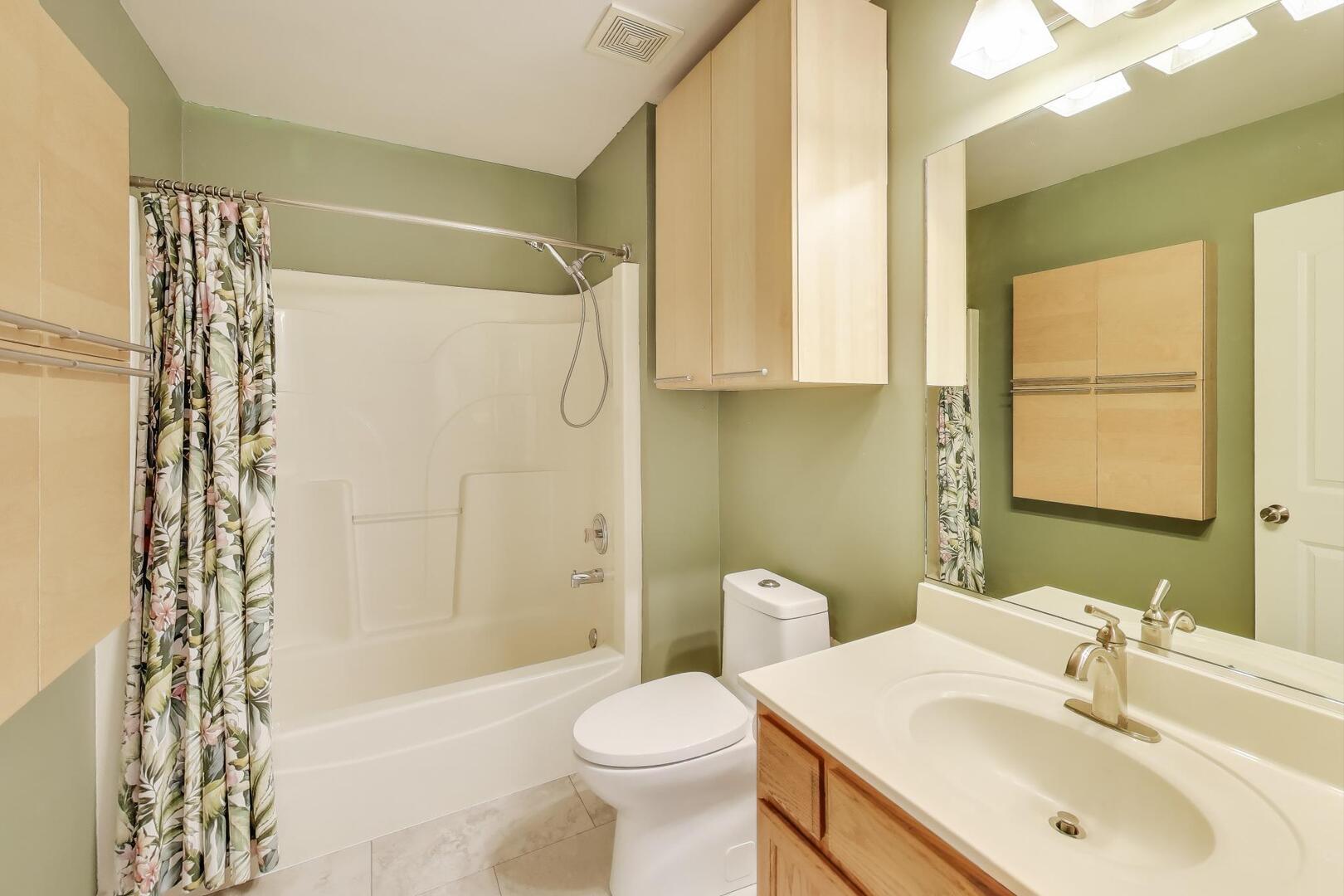 25023 Round Barn Road Plainfield, IL 60585 - Photo 20 of 44 a bathroom with a sink toilet and shower