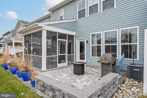 a view of a house with sitting area