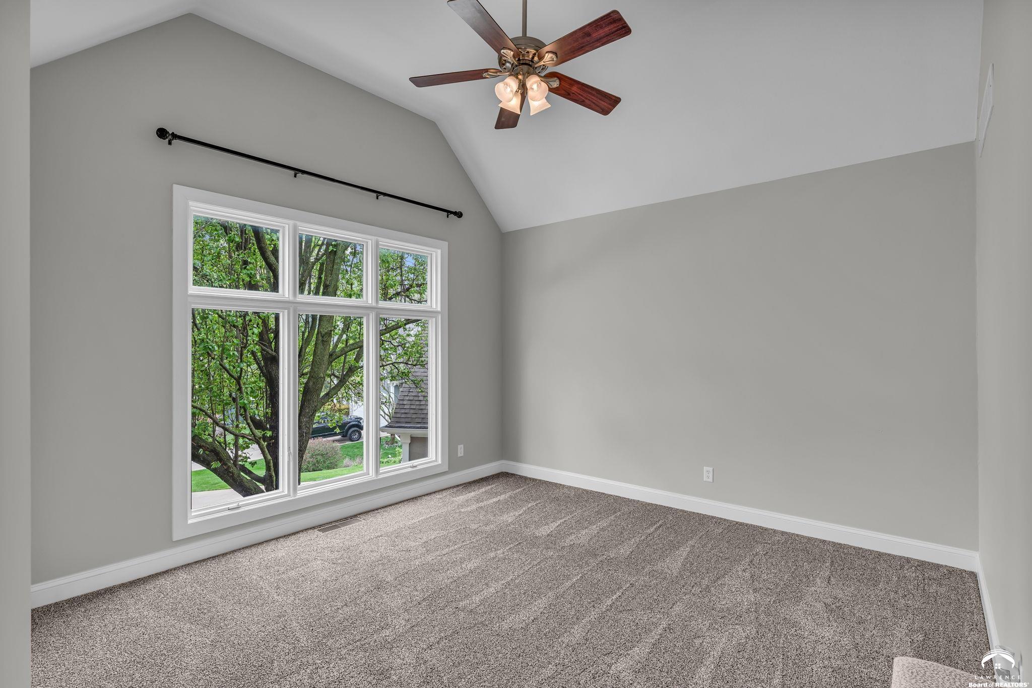 1124 Dubs Court Lawrence, KS 66049 - Photo 22 of 69
