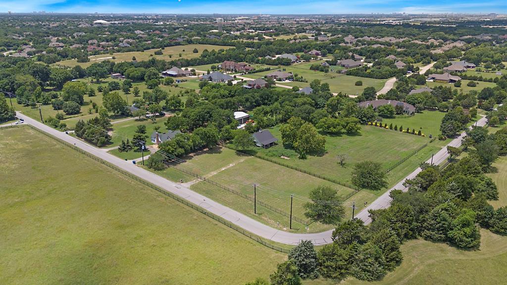 701 Meandering Way Fairview, TX 75069 - Photo 3 of 11