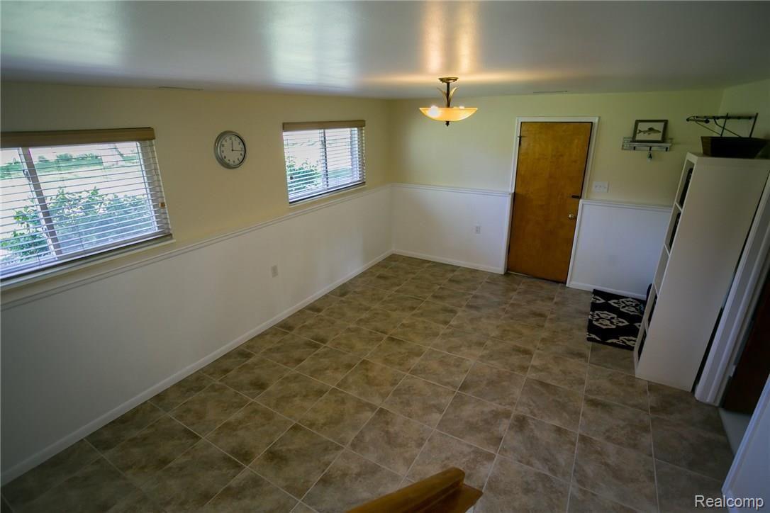 2180 Armond Road Howell, MI 48855 - Photo 34 of 62 IMG_034.jpg