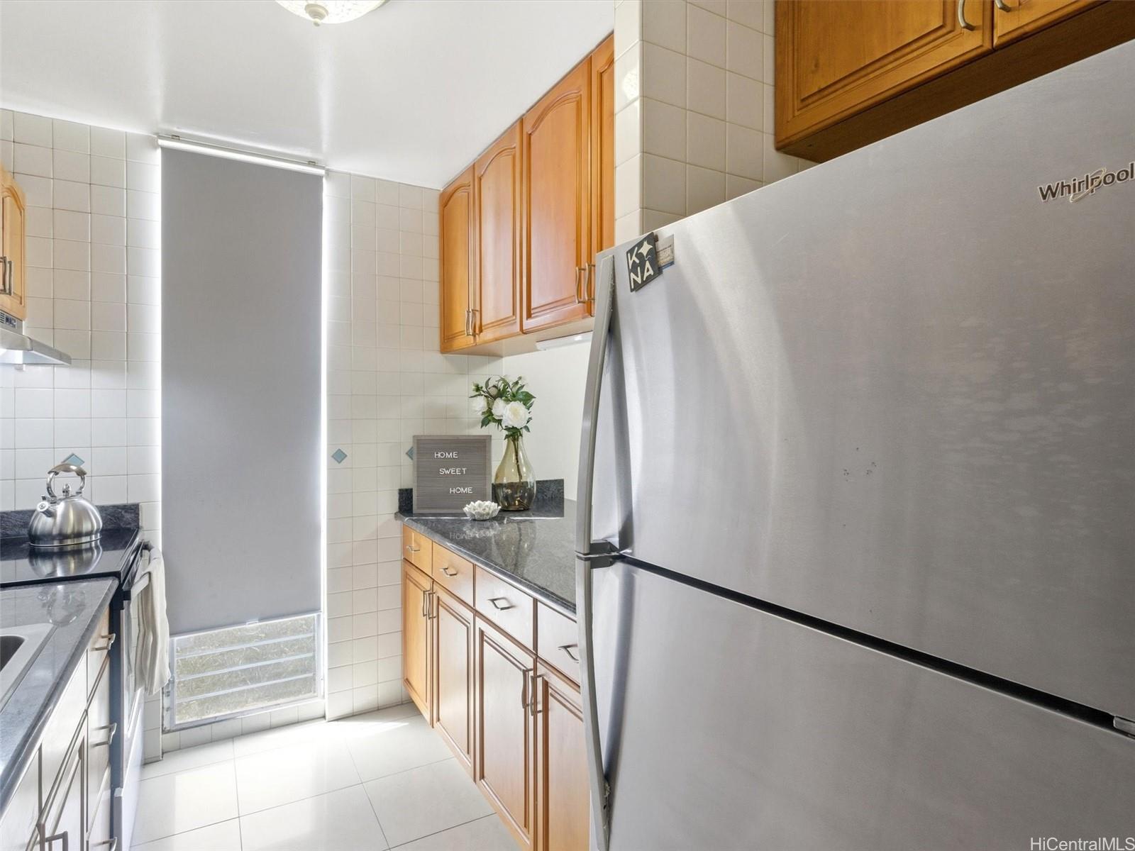 3020 Ala Napuaa Place, Unit 404 Honolulu, HI 96818 - Photo 4 of 19