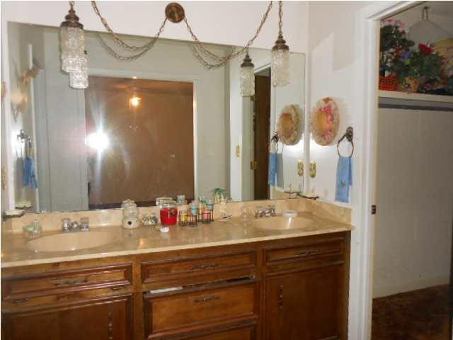 142 Wheatley Place Ridgeland, MS 39157 - Photo 8 of 11 Master Bath