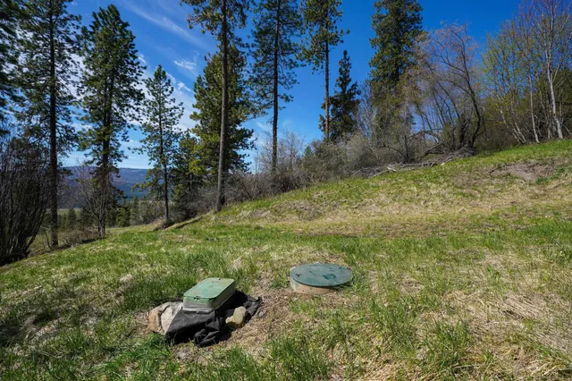 $460,000 | 2801 McNitt Road, Kettle Falls, WA 99141