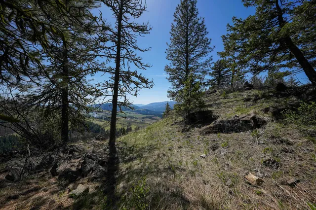 $460,000 | 2801 McNitt Road, Kettle Falls, WA 99141