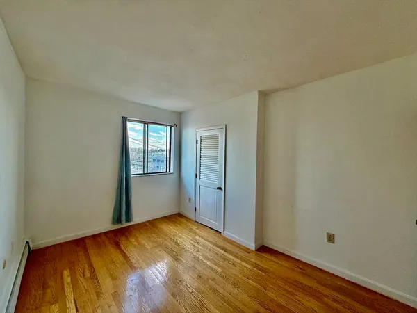 $1,880 | 21 Billings Road, Unit 1, Quincy, MA 02171