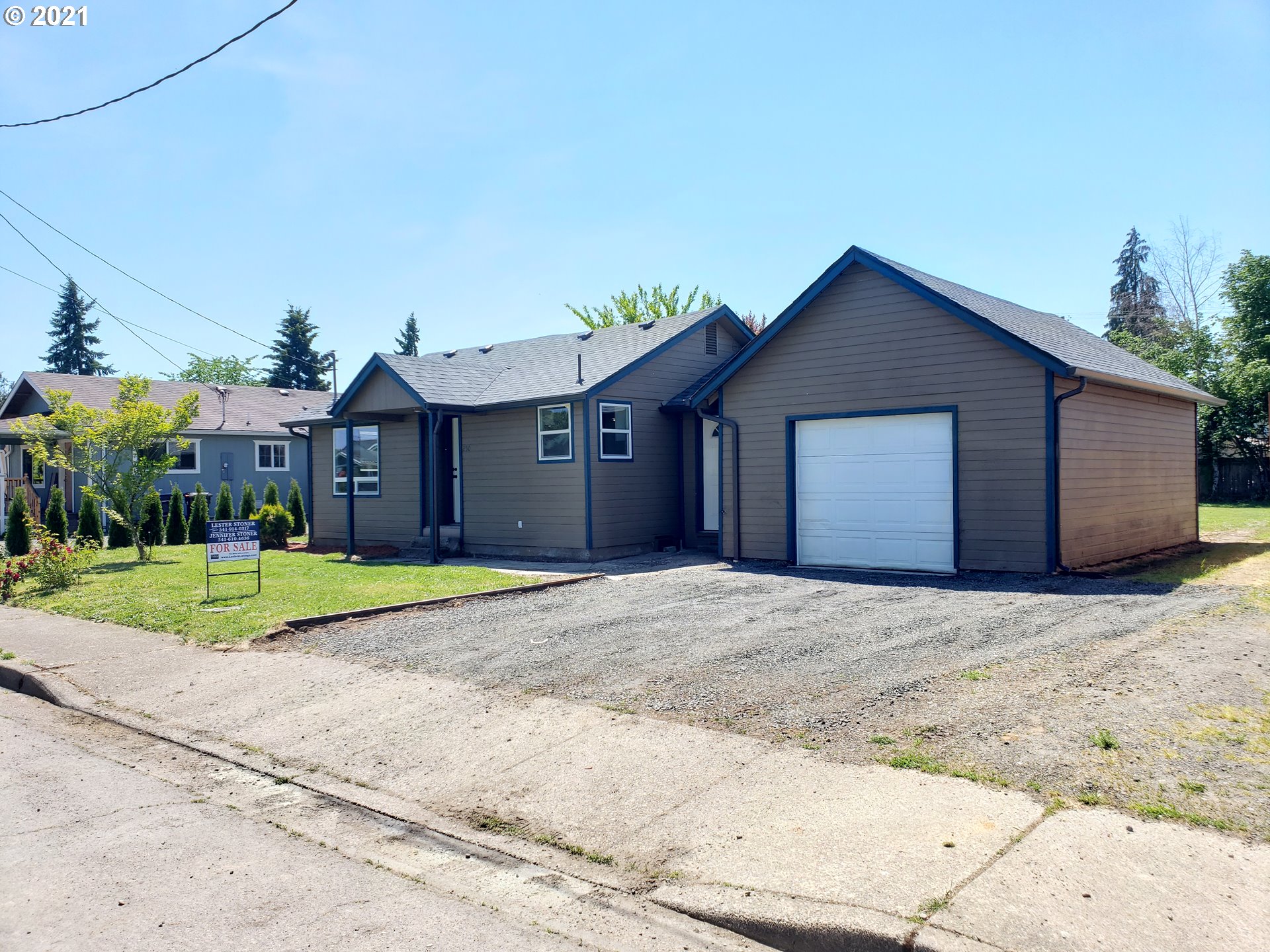 250 37th Street Springfield, OR 97478 - Photo 2 of 21