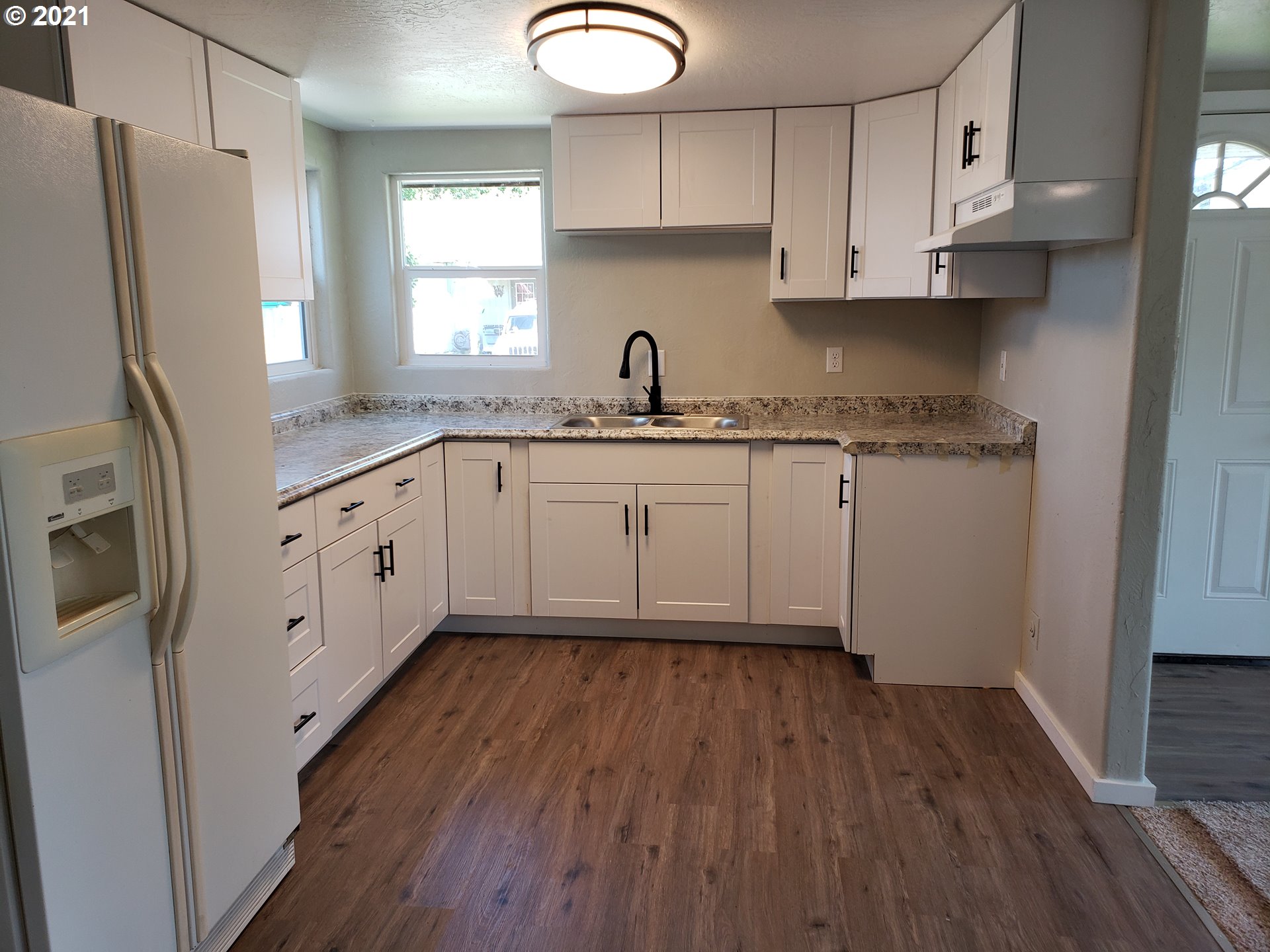 250 37th Street Springfield, OR 97478 - Photo 11 of 21