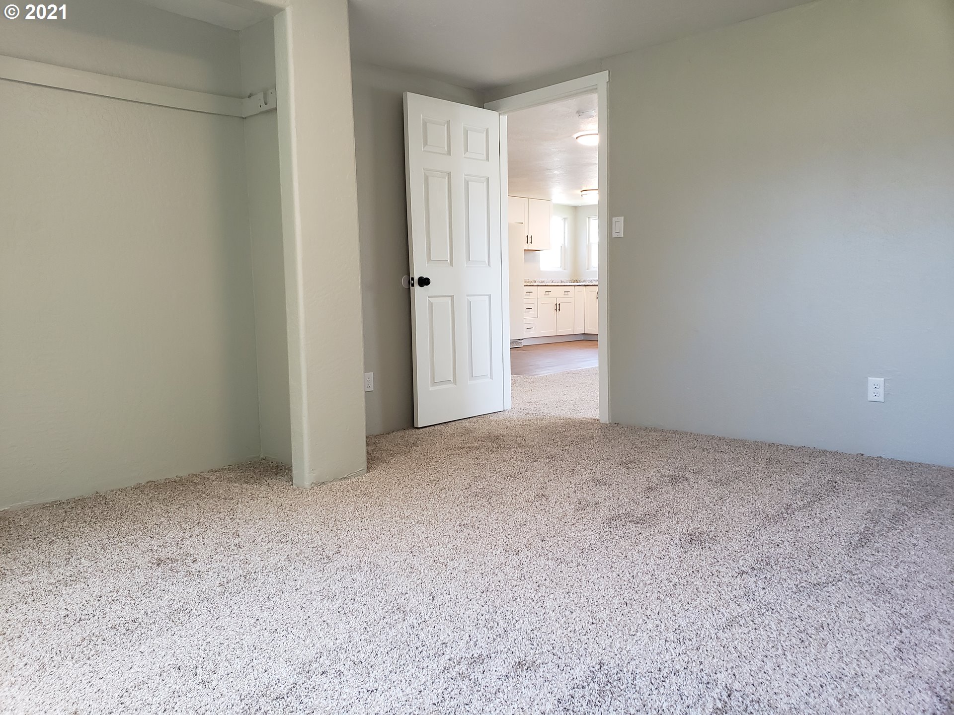250 37th Street Springfield, OR 97478 - Photo 15 of 21