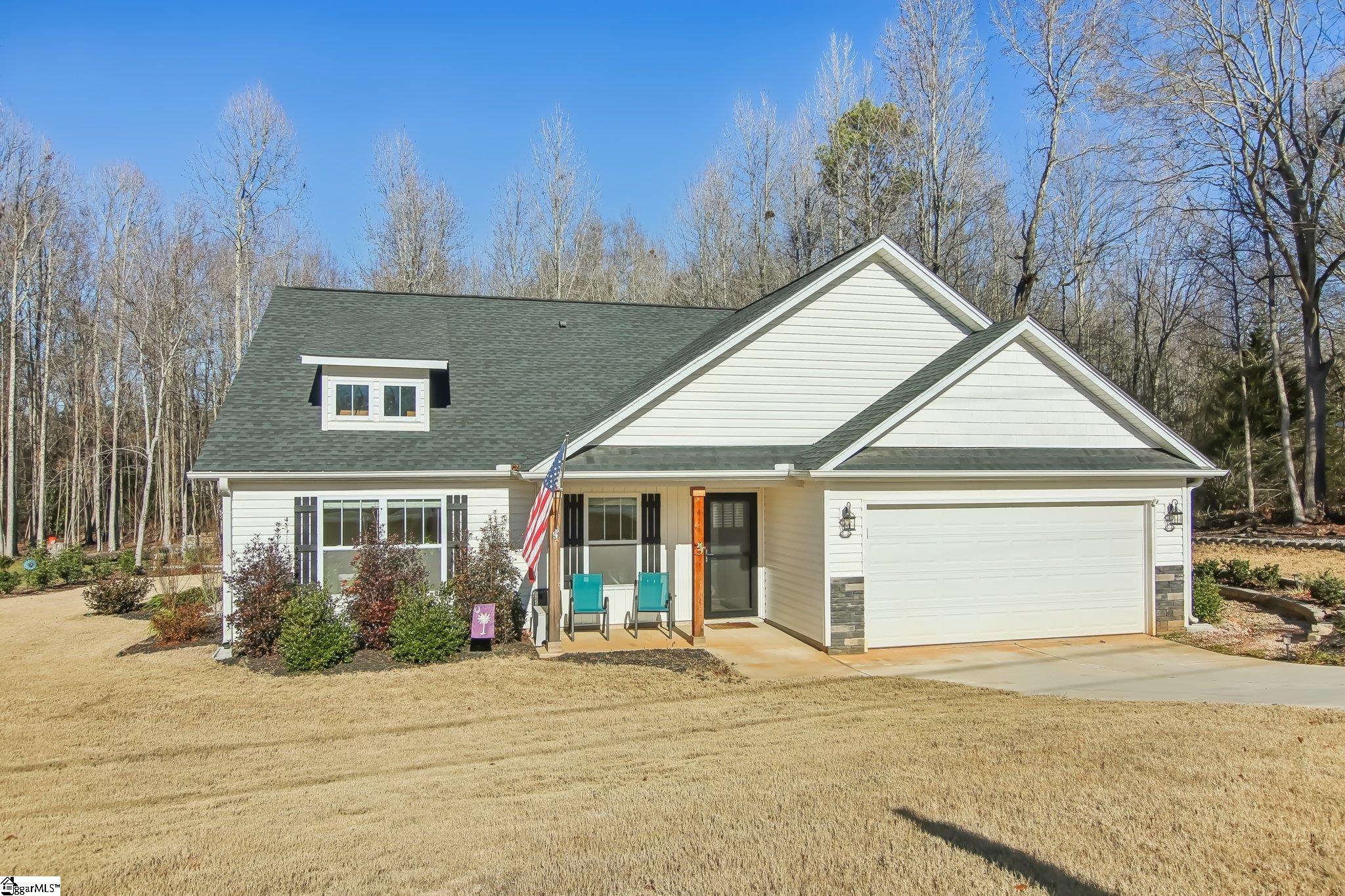 411 Elljean Road Easley, SC 29640 - Photo 3 of 44