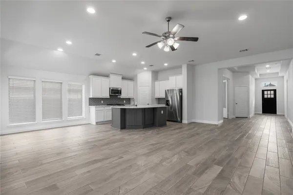 $2,500 | 209 Magdalene Way, Liberty Hill, TX 78642