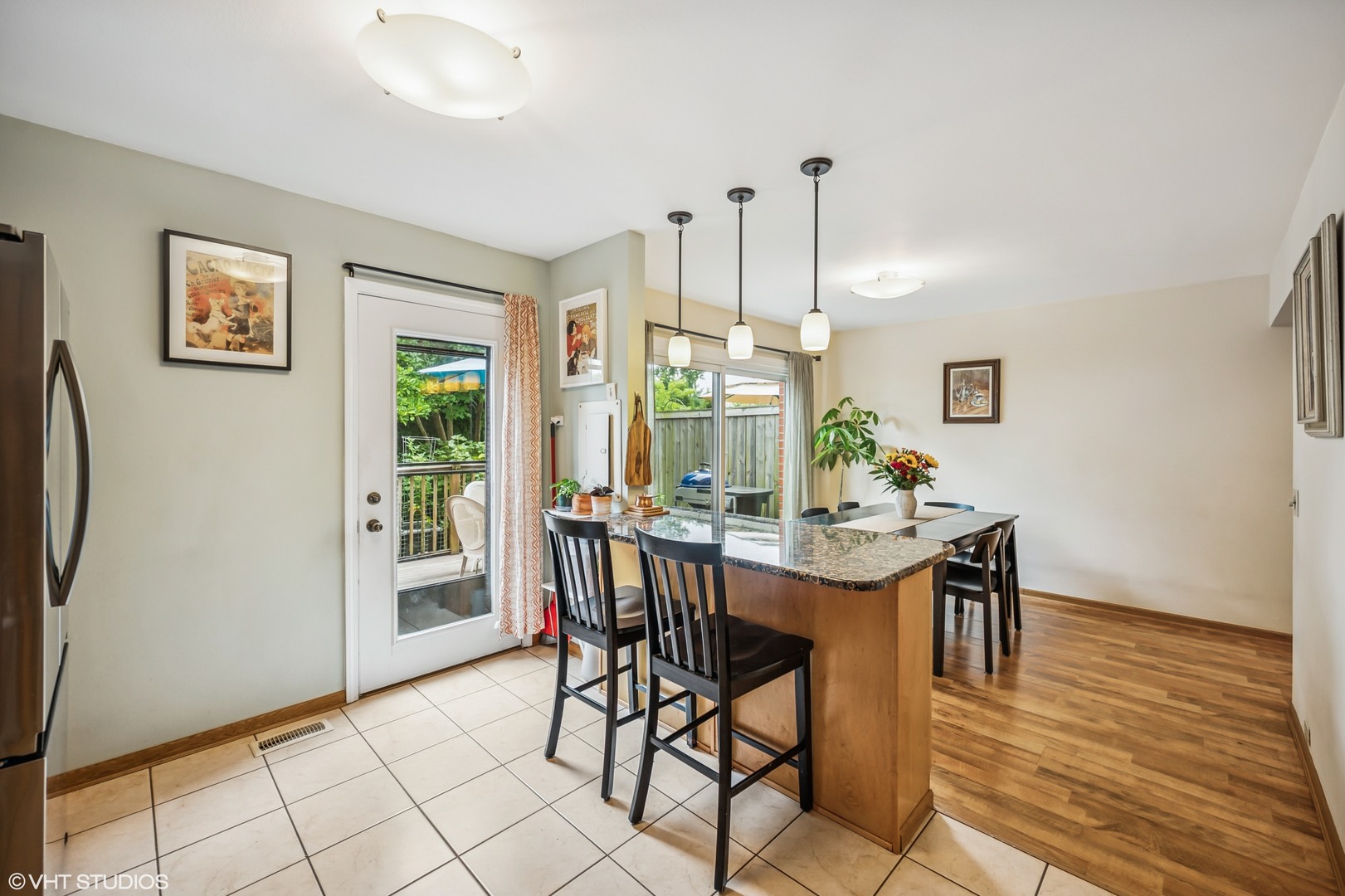 3845 Appian Way Glenview, IL 60025 - Photo 6 of 30