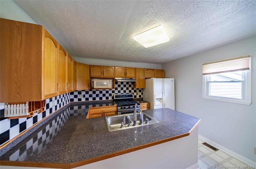 9280 Lotticks Corner Road Southeast Elizabeth, IN 47117 - Photo 18 of 50