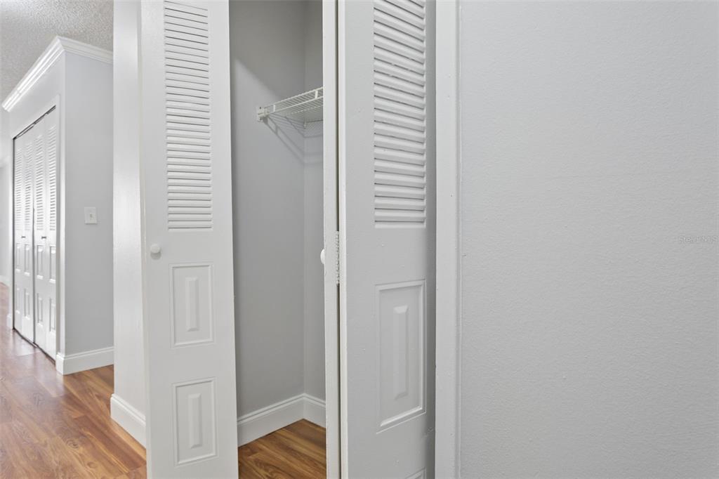 10307 Councils Way Temple Terrace, FL 33617 - Photo 6 of 50 a view of bathroom