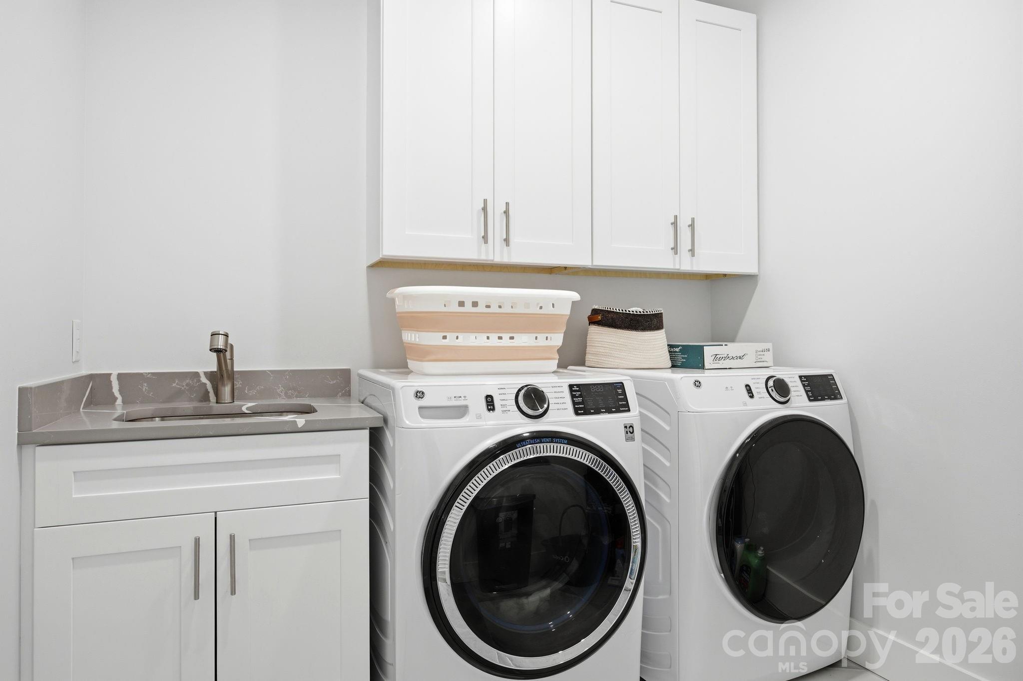 30 1st Street Canton, NC 28716 - Photo 30 of 39 a utility room with dryer and washer