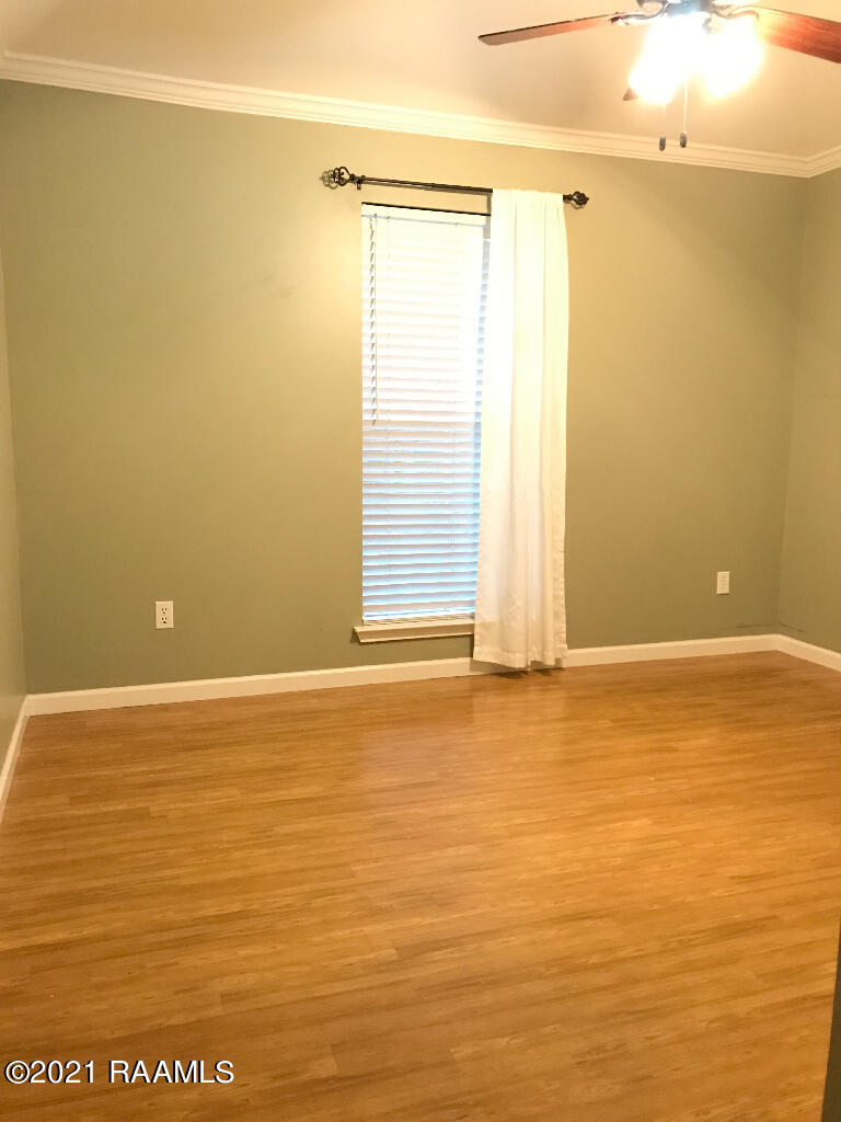 403 Rue Canard Youngsville, LA 70592 - Photo 12 of 16 Gallery Image 12