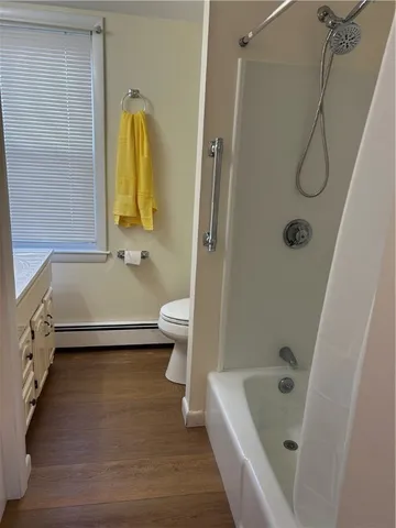 $1,900 | 6 Chestnut Street, Unit 1, Westerly, RI 02891