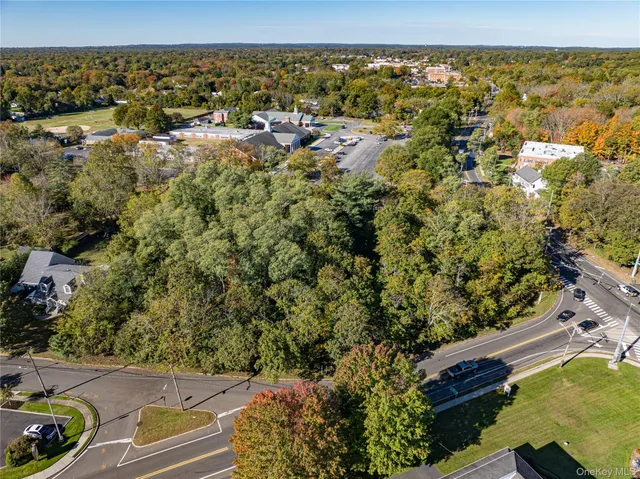 $1,100,000 | Middle Country Road, Smithtown, NY 11780